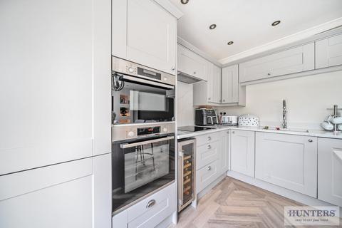 27 Sheldon Road, Bexleyheath, DA7 4PB