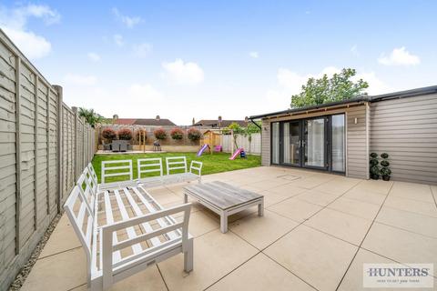 27 Sheldon Road, Bexleyheath, DA7 4PB
