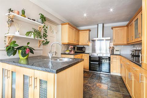 3 bedroom detached house for sale, Stannington View Road, Crookes S10