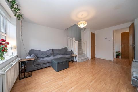2 bedroom end of terrace house for sale, Autumn Glades, Leverstock Green, Hertfordshire, HP3 8UB