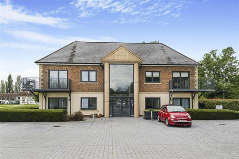 2 bedroom apartment for sale, Woolston Manor, Abridge Road, Chigwell, IG7
