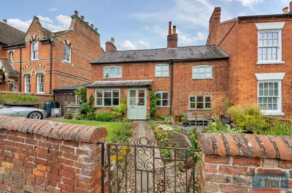 Gold Street, Clipston