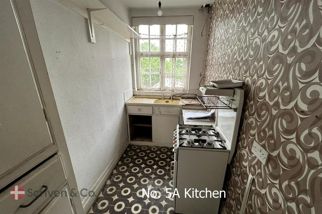 5 A kitchen.jpg