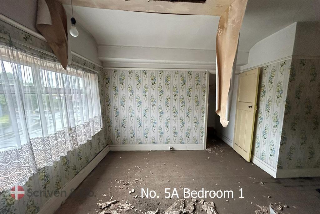 5 A bed 1 b.jpg