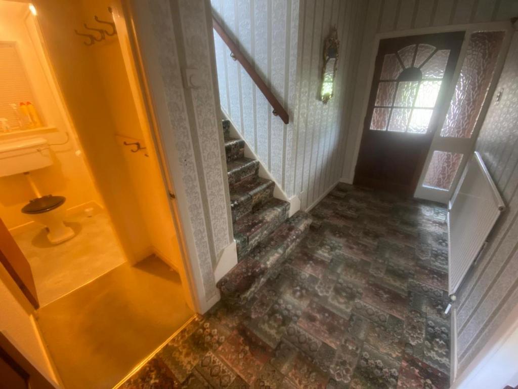 Morven hallway.jpg