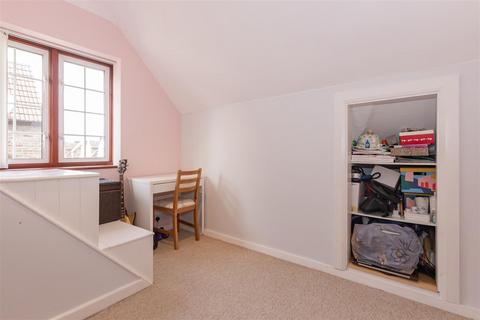 173 Crayford Way, Crayford, Dartford, DA1 4LG