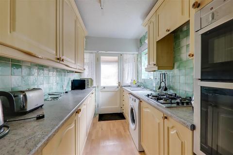 85 Sompting Road, Worthing, BN14 9EU