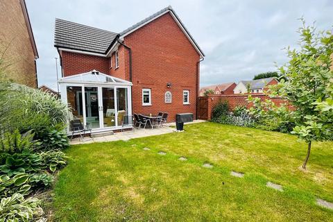 4 bedroom detached house for sale, St. Wilfrids Drive, Brayton, Selby