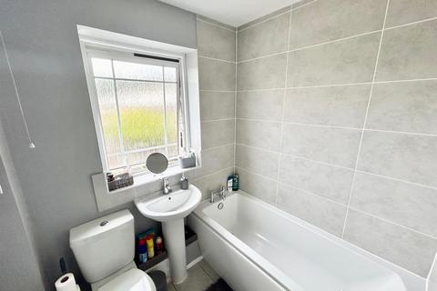 17 Beverley Way, Chippenham, SN14 0XS