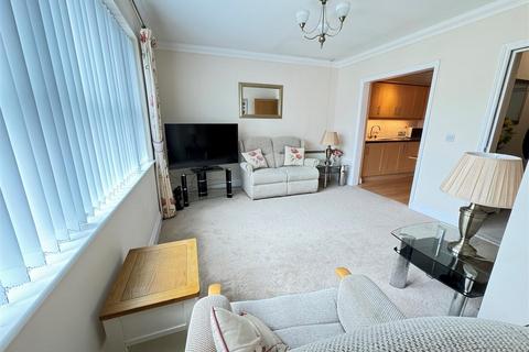 1 bedroom retirement property for sale, Crown Hill, Rayleigh