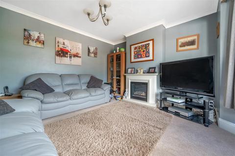 3 bedroom property for sale, Station Road, Ditton, Aylesford