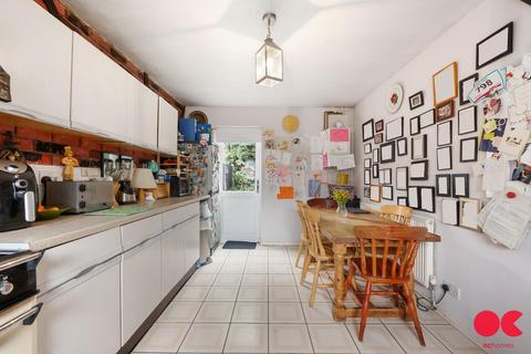106 Finnis Street, London, E2 0DX