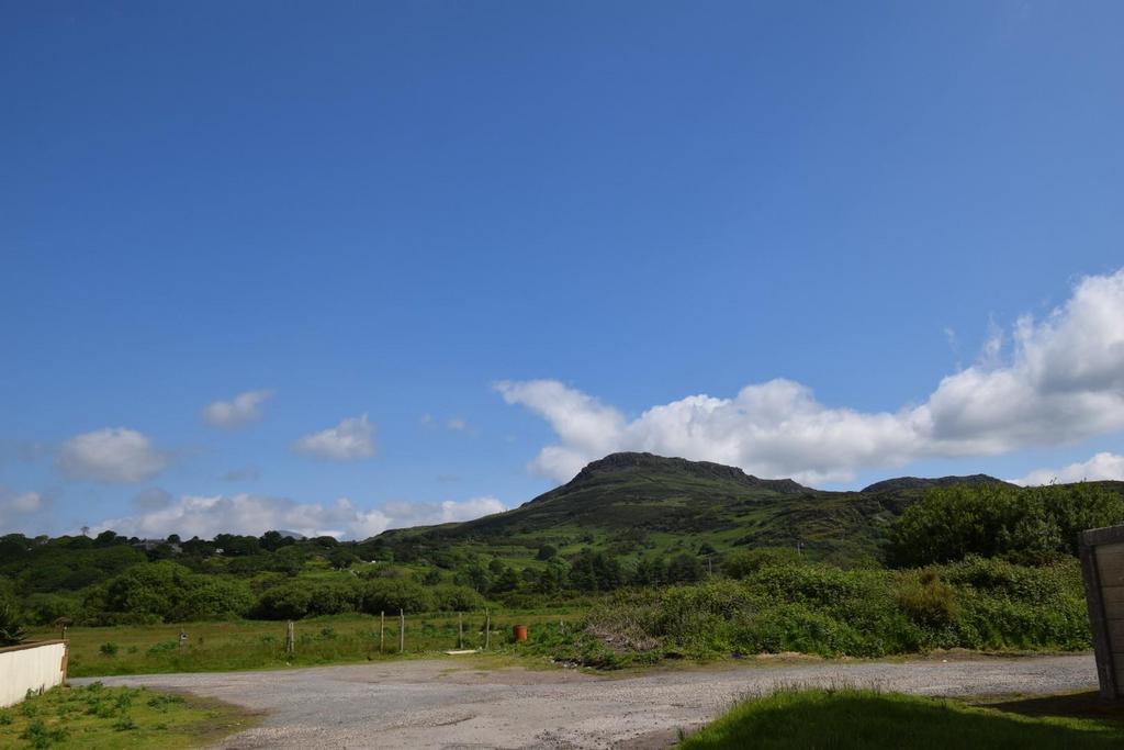 Views to Moel Y Gest.JPG