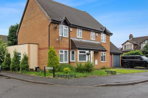 3 bedroom semi-detached house for sale, Willow Way, Toddington