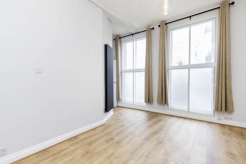 1 bedroom flat to rent, NW1