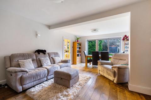 62 Stoneleigh Park Road, Epsom, KT19 0QY
