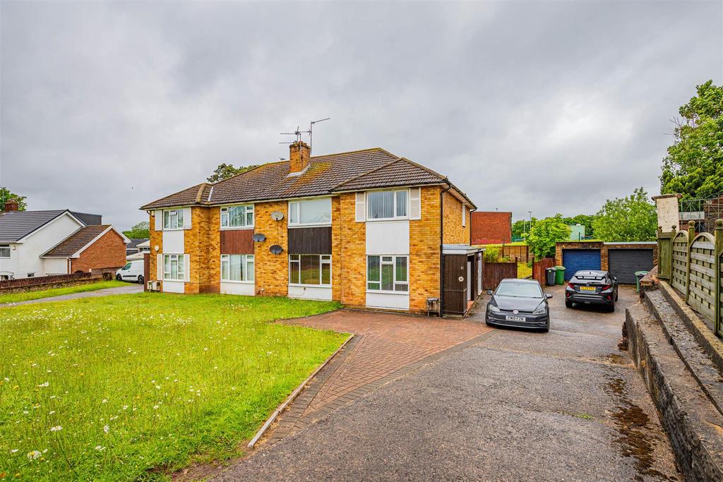 Celyn Avenue 29-15.jpg