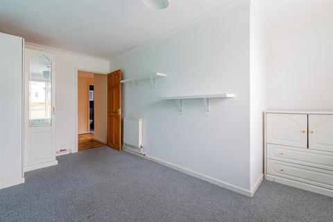 29 Celyn Avenue, Cardiff, CF23 6EH