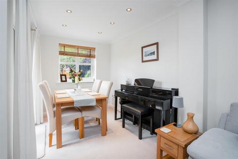 2 Bakehouse Lane, Chadwick End, Solihull, B93 0BS