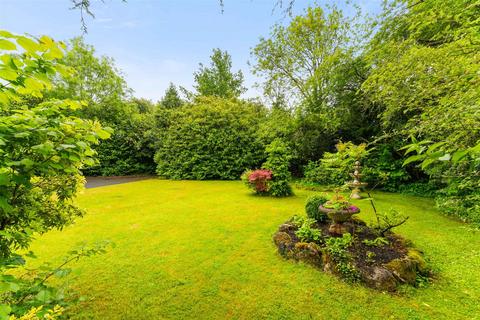 4 bedroom detached bungalow for sale, The Avenue, Rowington, Warwick