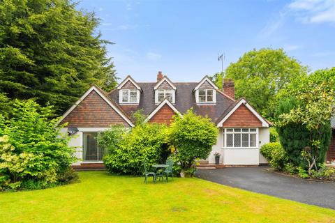 4 bedroom detached bungalow for sale, The Avenue, Rowington, Warwick