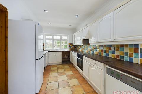 Glendale Croeshowell, Llay, Wrexham, LL12 0NY