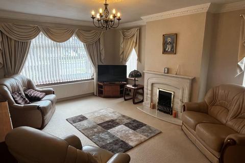2 bedroom detached bungalow for sale, The Strand, Fleetwood FY7