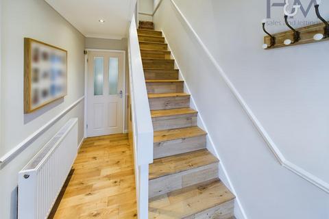 102 Raleigh Crescent, Stevenage, SG2 0ED