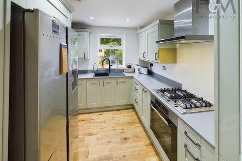 102 Raleigh Crescent, Stevenage, SG2 0ED