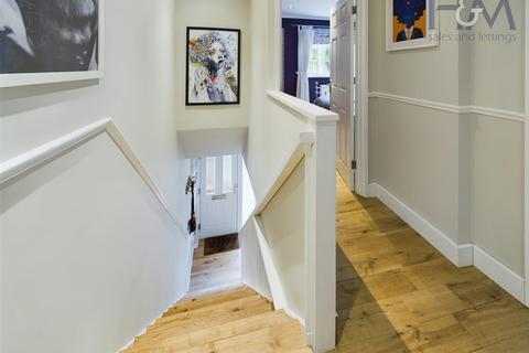 102 Raleigh Crescent, Stevenage, SG2 0ED