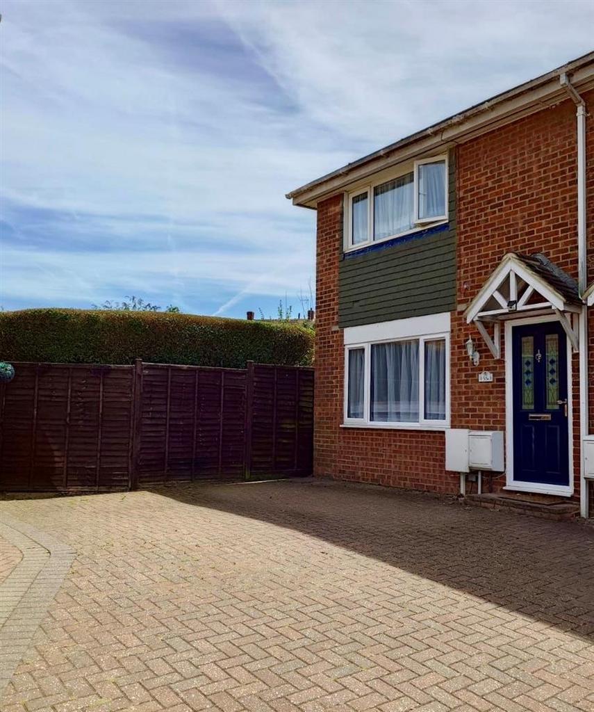 Partridge Avenue, Larkfield, Aylesford 2 bed end of terrace house for