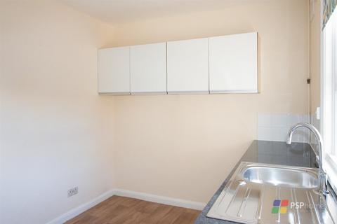 1 bedroom flat to rent, Church Road, Burgess Hill