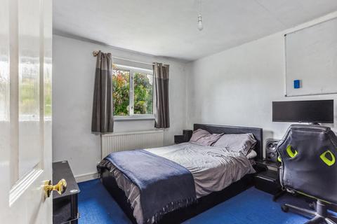 78 Avon Drive, Alderbury, Salisbury, SP5 3TH
