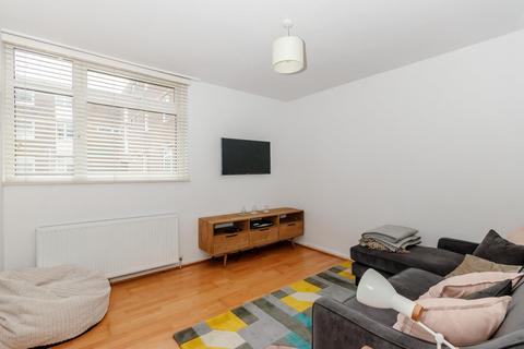 1 bedroom flat for sale, Carminia Road, London, SW17