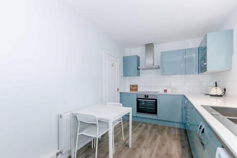 1 bedroom flat for sale, Carminia Road, London, SW17