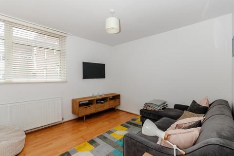 1 bedroom flat for sale, Carminia Road, London, SW17