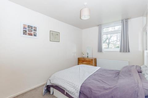 1 bedroom flat for sale, Carminia Road, London, SW17