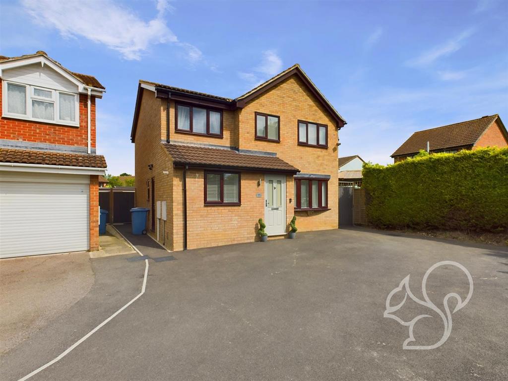 Lionel Hurst Close, Great Cornard 4 bed detached house for sale £450,000
