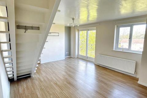 2 bedroom maisonette to rent, St. Johns Green, North Shields