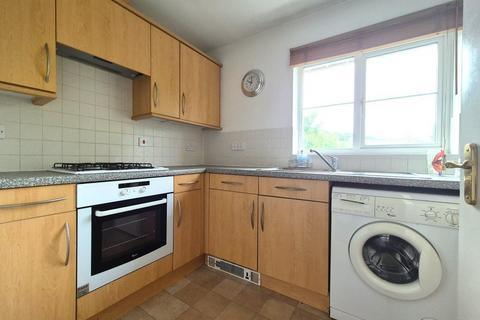 2 bedroom flat to rent, Wycherley Way, Cradley Heath, West Midlands