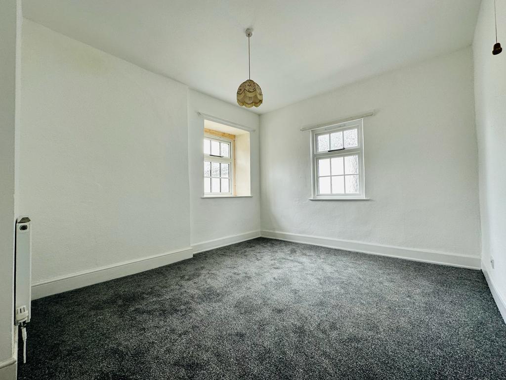 Prescott Mews, Cullompton EX15 2 bed flat to rent £650 pcm (£150 pw)