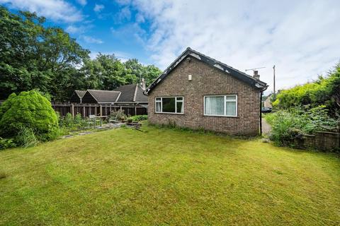 3 bedroom detached bungalow for sale, Knoll Wood Park, Horsforth, LS18