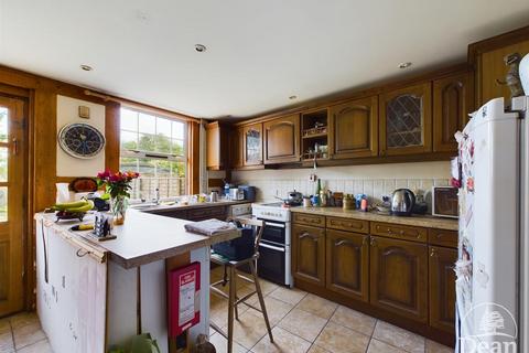 3 bedroom cottage for sale, Naas Lane, Lydney GL15