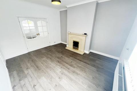 2 bedroom end of terrace house for sale, Commercial Street, Ferryhill