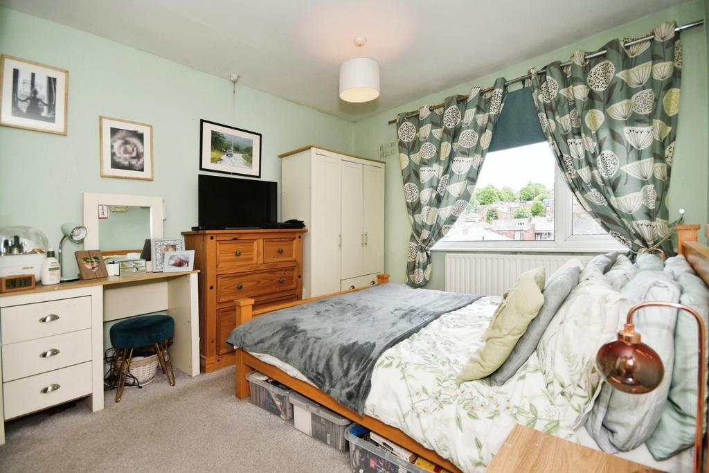 MASTER BEDROOM.jpg