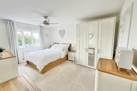 5 bedroom detached house for sale, Bickington, Barnstaple