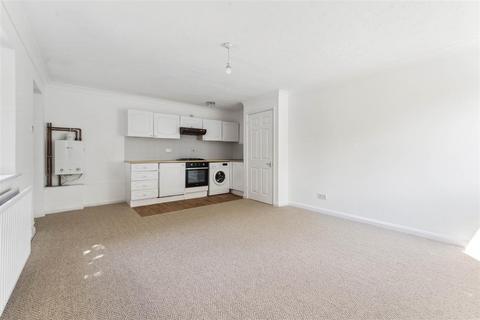 1 bedroom maisonette for sale, Moore Close, Tongham