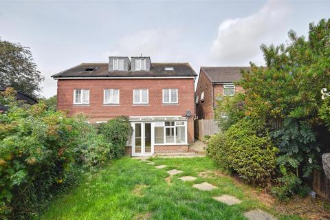 3 bedroom semi-detached house for sale, Marshalls Land, St. Michaels, Tenterden