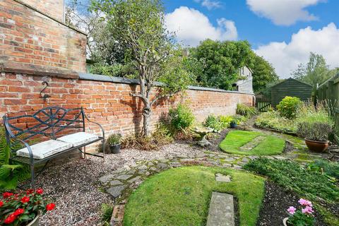 2 bedroom terraced house for sale, The Balk, Pocklington, York