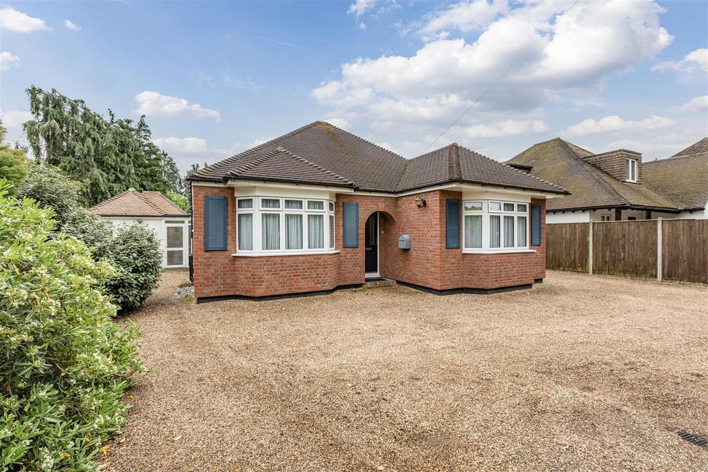 385a Woodham Lane, Woodham, KT15 3 PP   28.jpg